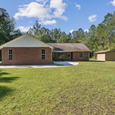 189 Mills Ln, Kingsland, GA 31548