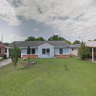 1902 W Humble St, Baytown, TX 77520