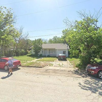 1904 S Pine St, Brady, TX 76825