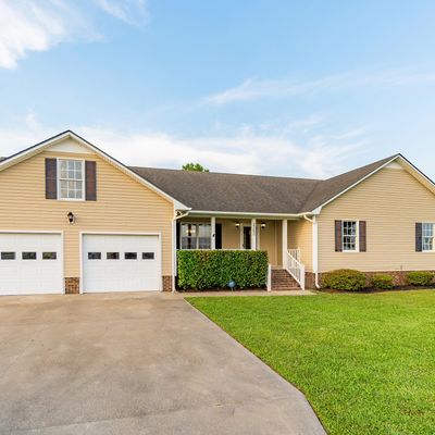 2360 Peartree Rd, Elizabeth City, NC 27909