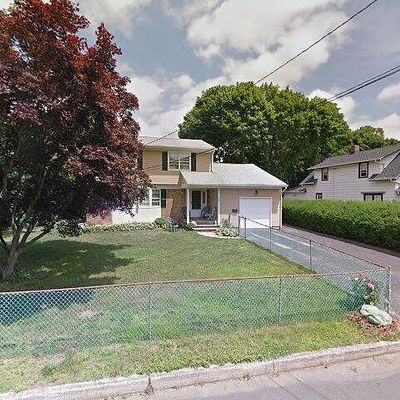 245 Grant Ave, Saint James, NY 11780