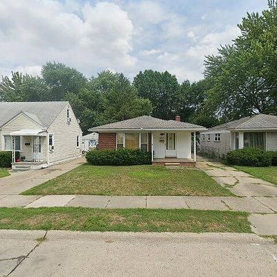 24544 Dale Ave, Eastpointe, MI 48021