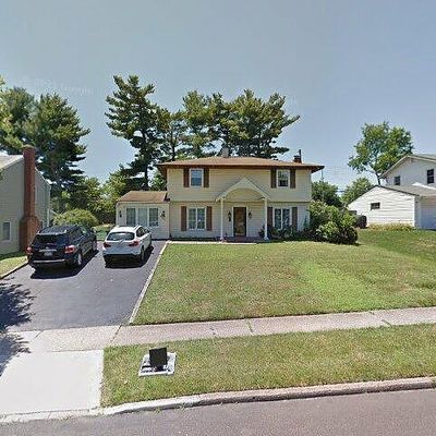 25 Tempo Rd, Levittown, PA 19056