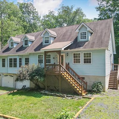 2506 Camelback Ave, Henryville, PA 18332