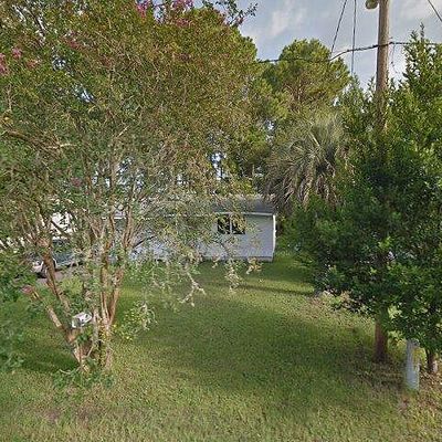 2527 Florida Ave, Carrabelle, FL 32322