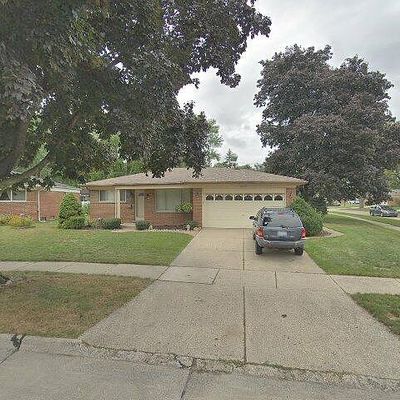 26729 Karen Ave, Warren, MI 48091