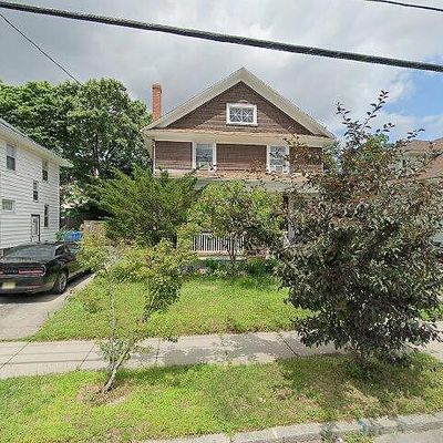 221 Gallatin St, Providence, RI 02907