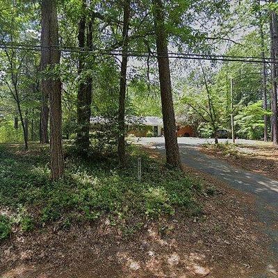 225 Arbutus Rd, Southern Pines, NC 28387