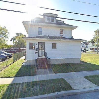 228 Pleasant St E, Hammonton, NJ 08037