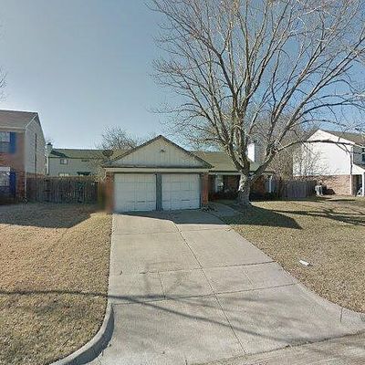 2335 Abbington Ln, Grand Prairie, TX 75052