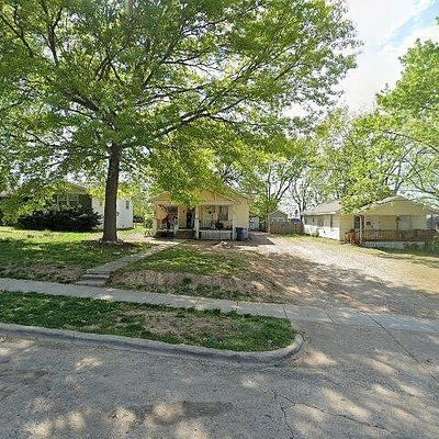 2335 N Johnston Ave, Springfield, MO 65803