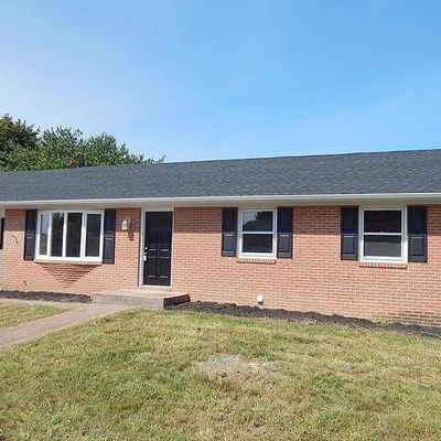 30 Madera Dr, Martinsburg, WV 25405