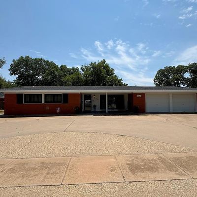 3004 34 Th St, Snyder, TX 79549