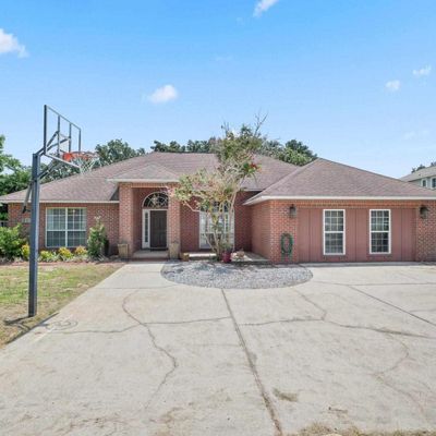 304 Valencia St, Gulf Breeze, FL 32561