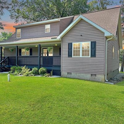 308 Apple Tree Rd, Montross, VA 22520