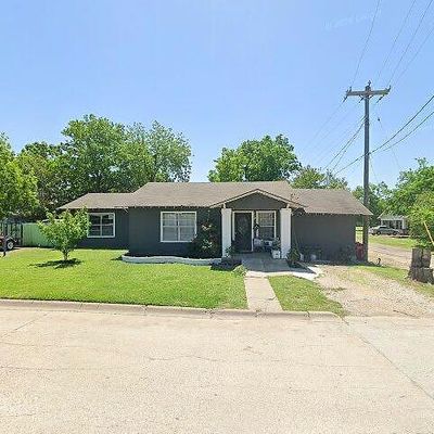 315 Maple St, Farmersville, TX 75442