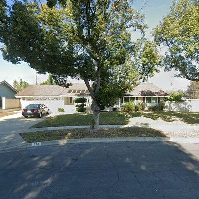 322 E Cromwell St, Rialto, CA 92376