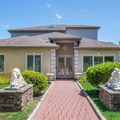 275 Orient Way, Rutherford, NJ 07070