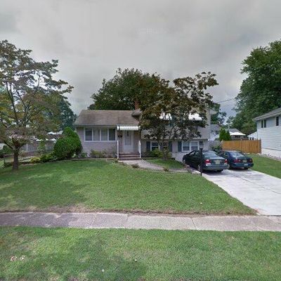 28 Evergreen Rd, Stratford, NJ 08084