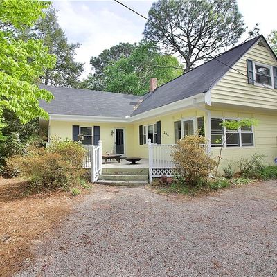 280 W Delaware Ave, Southern Pines, NC 28387