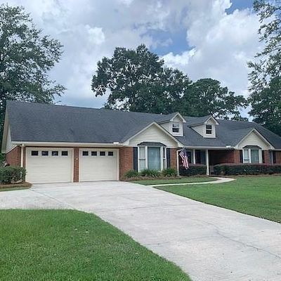 2836 Bud Mckey Cir, Valdosta, GA 31602