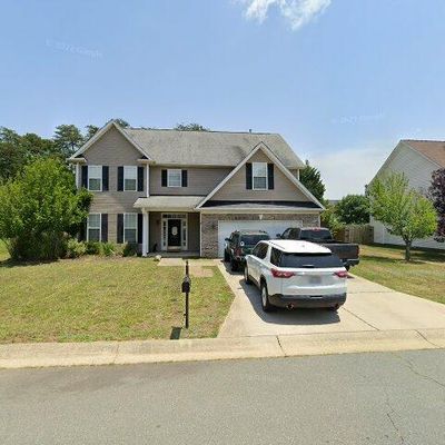 2942 Juniper Dr, Burlington, NC 27215