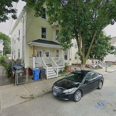 39 Lincoln Ave, Cranston, RI 02920