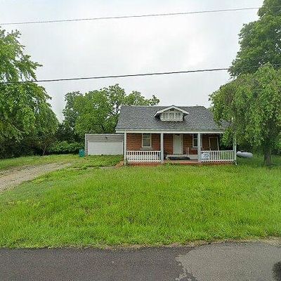 393 W Springfield Ave, Gerald, MO 63037