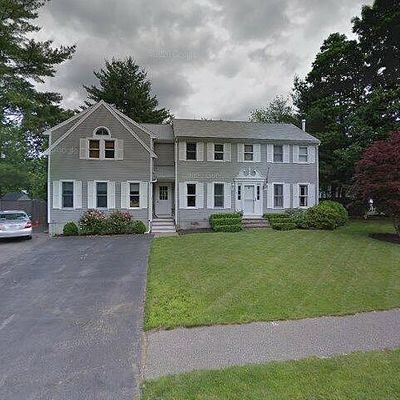 4 Barstow Ln, Rockland, MA 02370