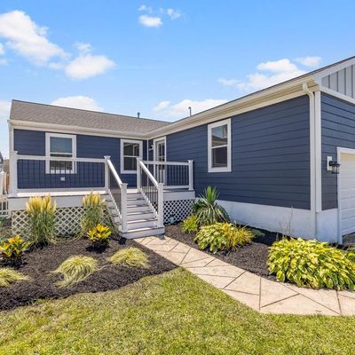 4 Travers Pl, Brigantine, NJ 08203