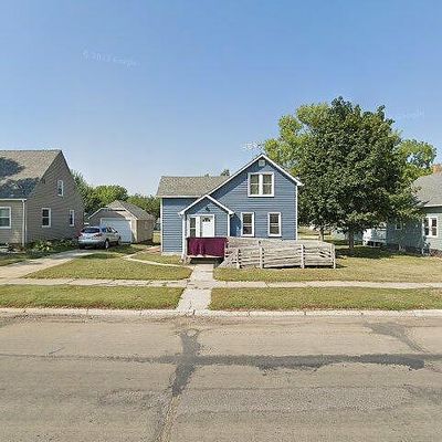 40 2 Nd Ave Nw, Wells, MN 56097