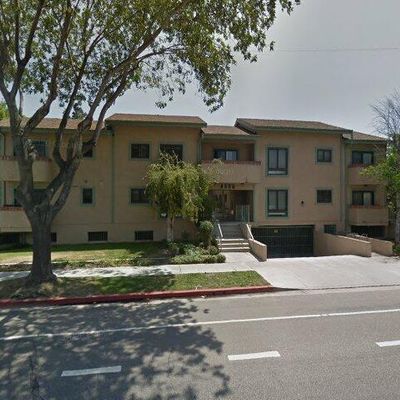 4000 W Victory Blvd #104, Burbank, CA 91505