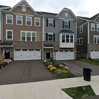 4035 Crown Dr, South Park, PA 15129