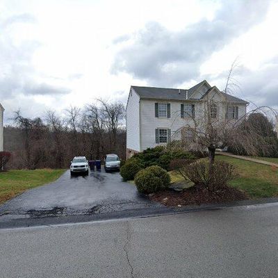 405 Lynn Ann Dr, New Kensington, PA 15068