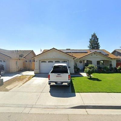 3394 Ren Way, Madera, CA 93637