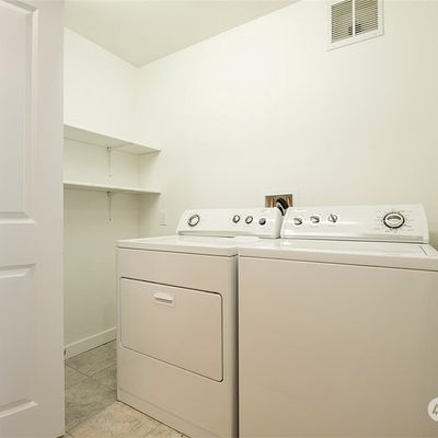 3626 26th Place W Unit 2, Seattle, WA 98199