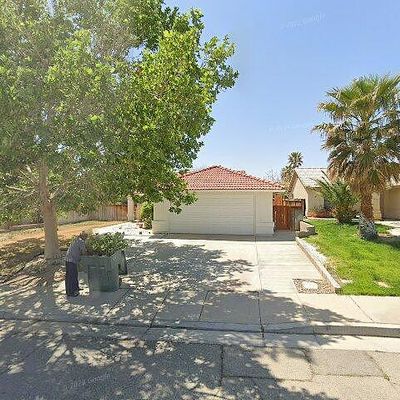 3649 Scherer Dr, Rosamond, CA 93560