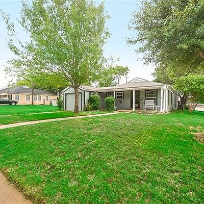 4637 Calmont Ave, Fort Worth, TX 76107