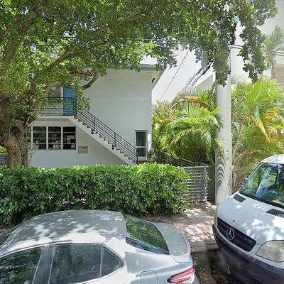 4740 Pine Tree Dr #31, Miami Beach, FL 33140