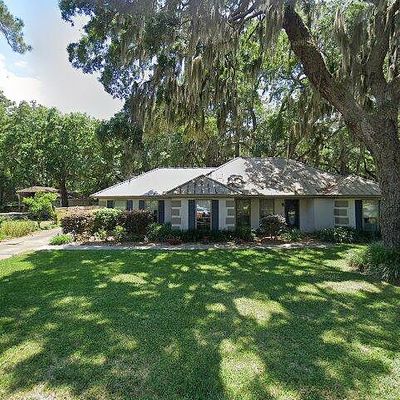 49 River Bend Dr, Saint Marys, GA 31558