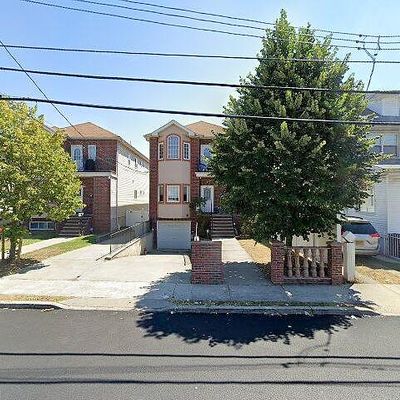 497 Morningstar Rd, Staten Island, NY 10303