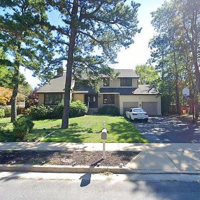 5 Brookwood Dr, Voorhees, NJ 08043