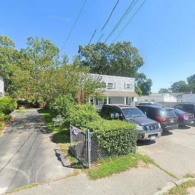 5 Meade St, Wareham, MA 02571