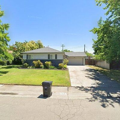 5006 Robander St, Carmichael, CA 95608