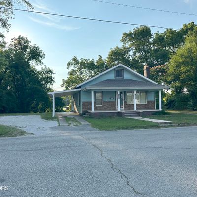 423 N Main St, Oneida, TN 37841