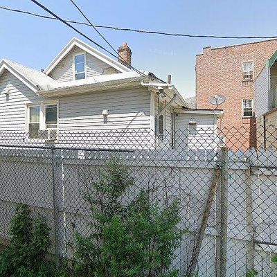 45 Brighton 1 St Ln, Brooklyn, NY 11235