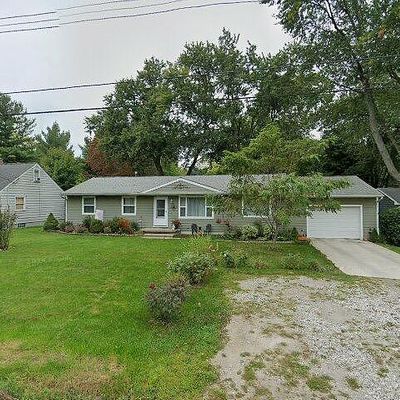 5800 Schafer Rd, Lansing, MI 48911