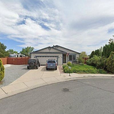 5886 Wishbone Ct, Sun Valley, NV 89433