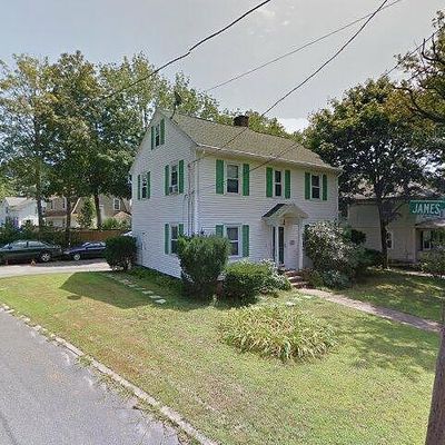 6 Eldredge Ave, East Greenwich, RI 02818