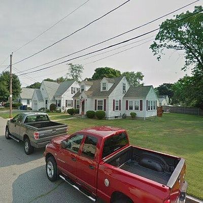 6 Palm Blvd, Warwick, RI 02888